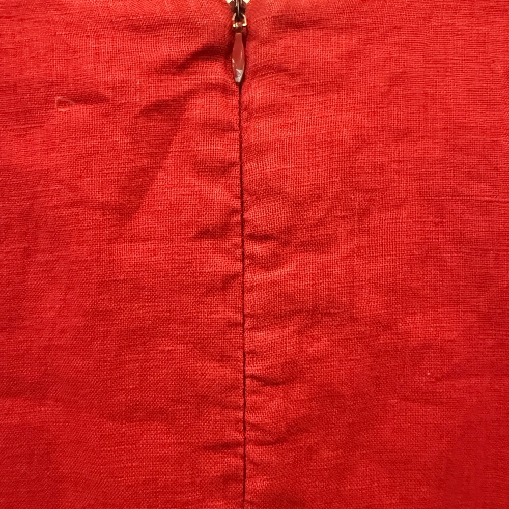 Elegant Red Sleeveless Edgy Linen Dress - Picture 6 of 12